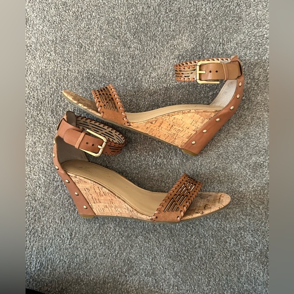 Marc Fisher Sandals - Picture 7 of 10